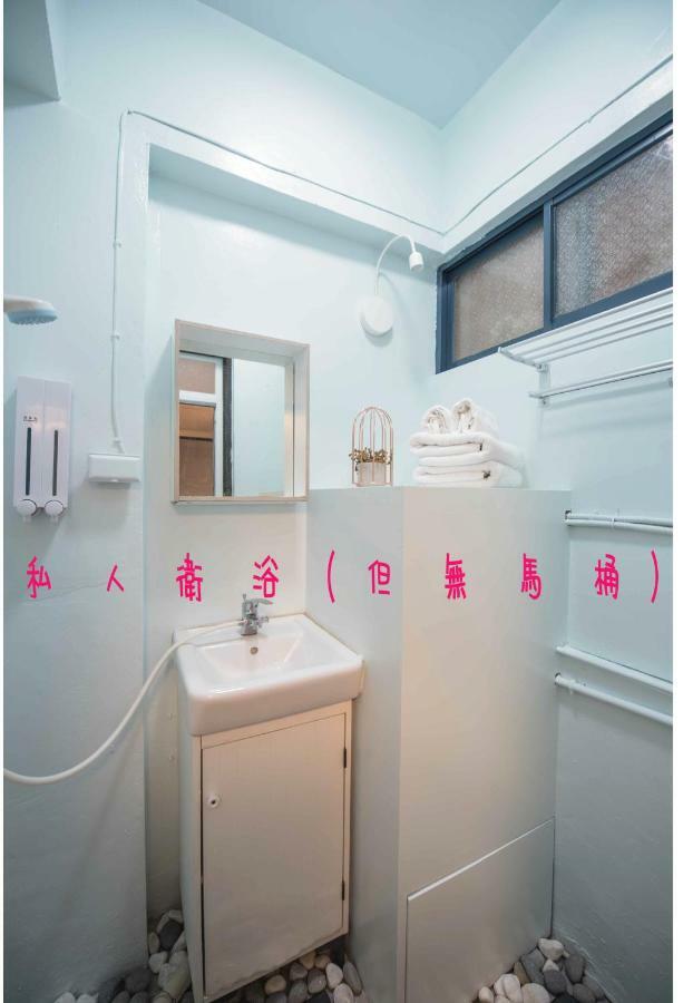 Bird Series Backpacker輕隔間背包客 Apartment ไถหนาน ภายนอก รูปภาพ