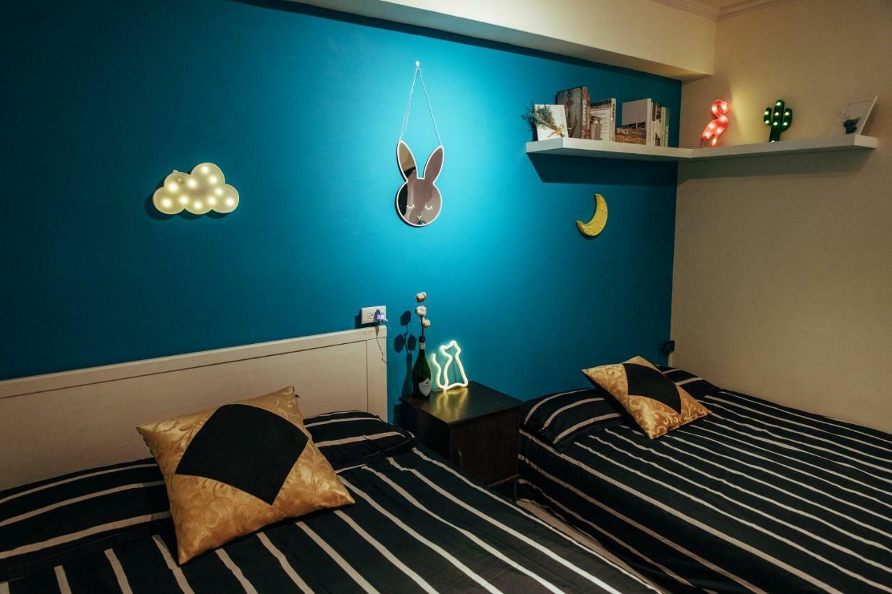 Bird Series Backpacker輕隔間背包客 Apartment ไถหนาน ภายนอก รูปภาพ